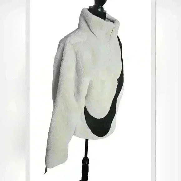 Nike Essentials Women's Off White Faux Fur Plush Large Logo Full Zip Jacket S - Picture 5 of 15